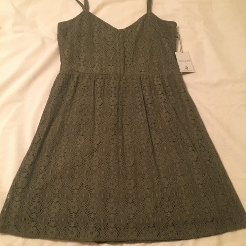 Volcom Corpo Class Mini Dress NWT size small